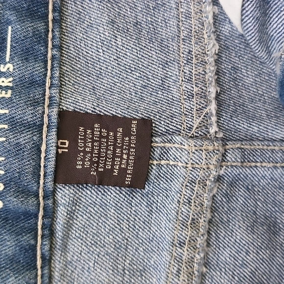 Lincoln Outfitters Distressed Stars and Stripes Denim Jean Shorts Sz 10 - Picture 4 of 5